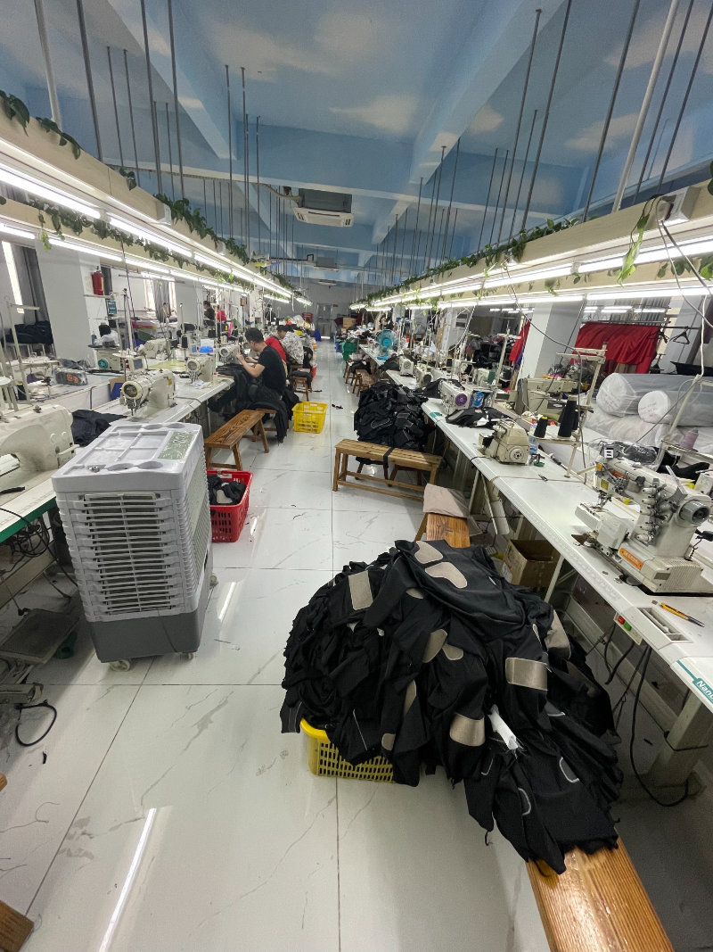 manufactur-15